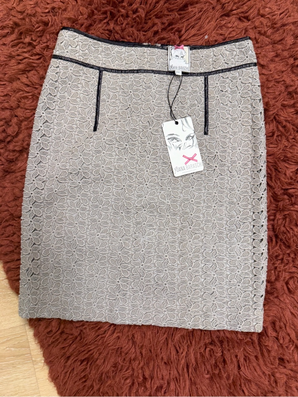 Yoana Baraschi Feminine Lace Pencil mini Skirt in Light Gray Small